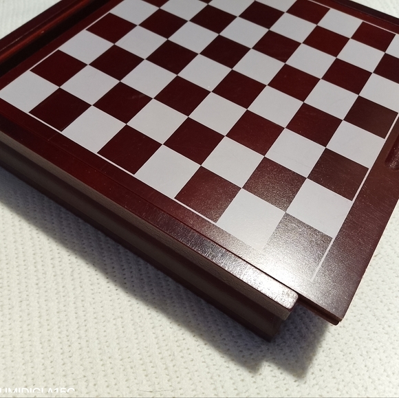 Classic Board Game Set - Picture 4 of 6